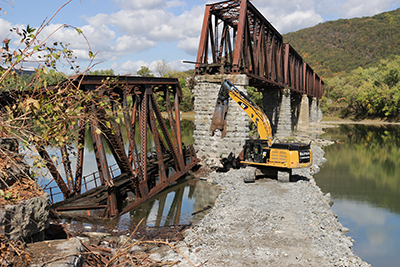 Removing the old bridge